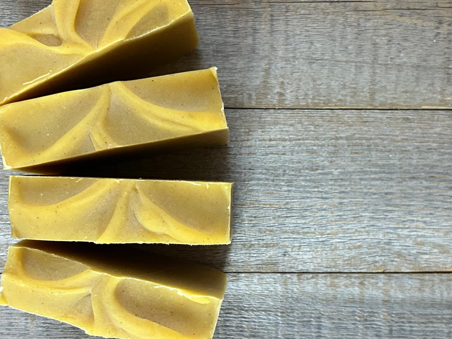 A delightful combination of organic pumpkin puree, cinnamon and clove. The high amount of shea butter creates a luxurious feel. If you are obsessed with pumpkins, this is the perfect fall season soap. Kendrick Homestead