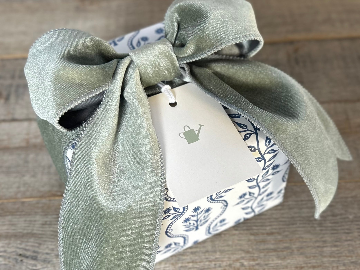 English Country Gift Wrapping, Kendrick Homestead