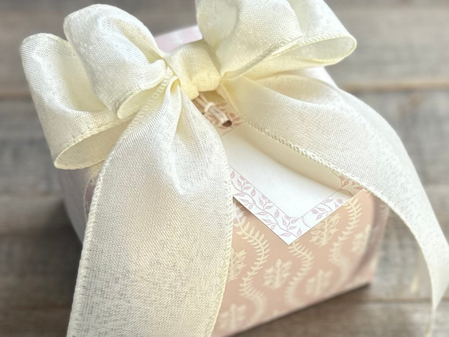 Dalia gift wrapping, Kendrick Homestead