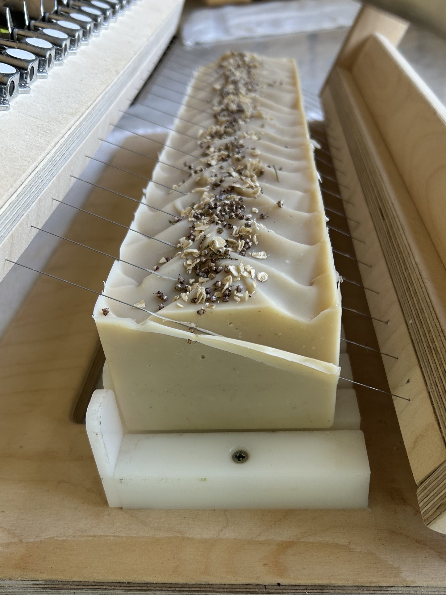 GOAT'S MILK & OATMEAL goat's milk soap