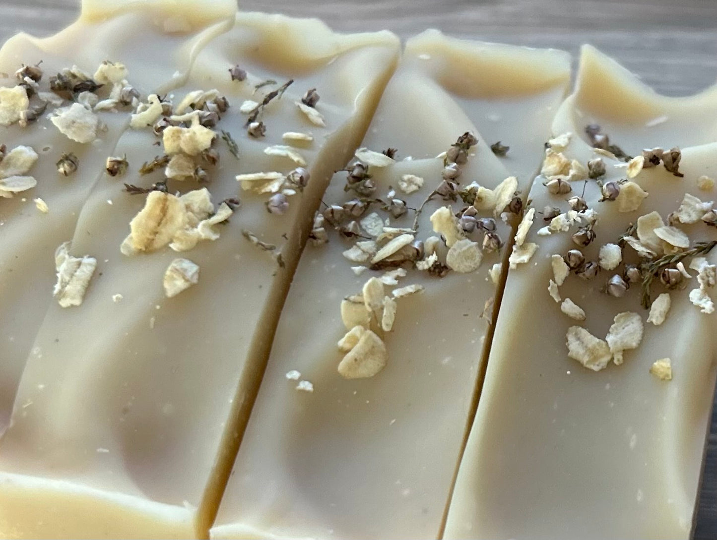 GOAT'S MILK & OATMEAL goat's milk soap