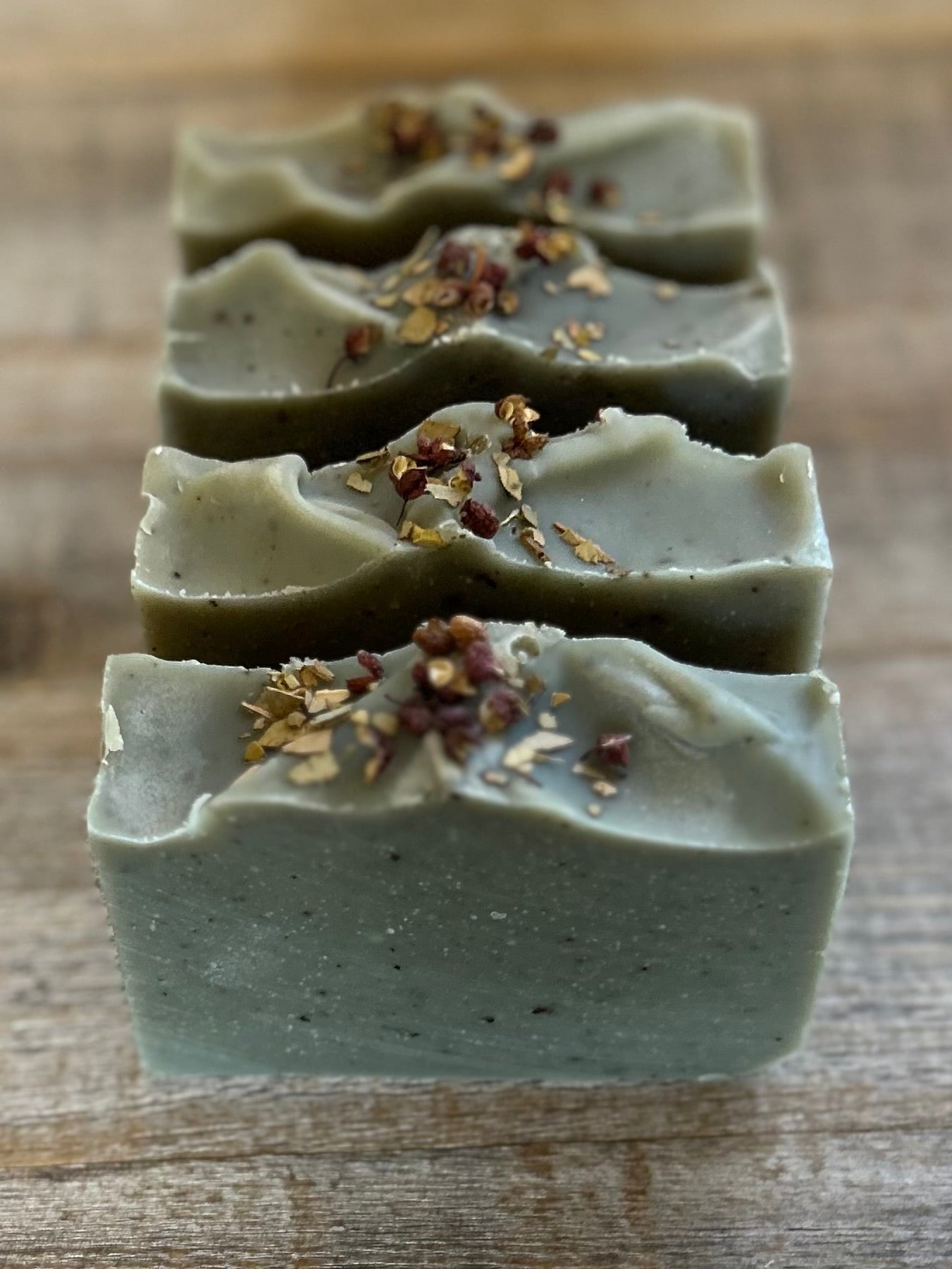 Scented with spearmint, lime and rosemary essential oil, you will feel like you are taking the most refreshing shower in the forest.&nbsp; Winter Forest soap is made with nourishing goat's milk, cocoa butter, shea butter, avocado oil, caster oil, french green clay, bamboo charcoal and ground juniper berries for light exfoliation. Kendrick Homestead