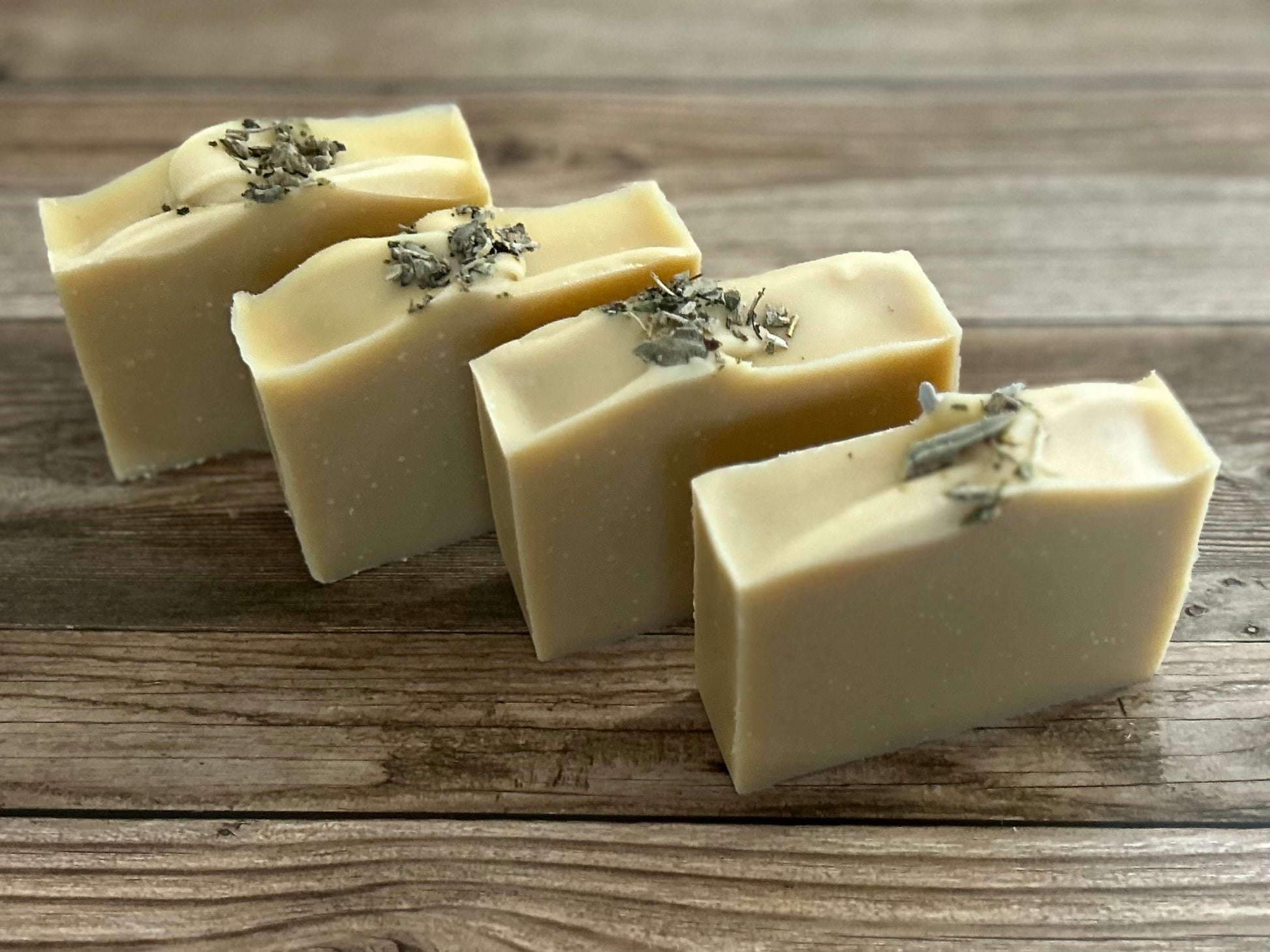 LAVENDER & WHITE SAGE goat's milk soap