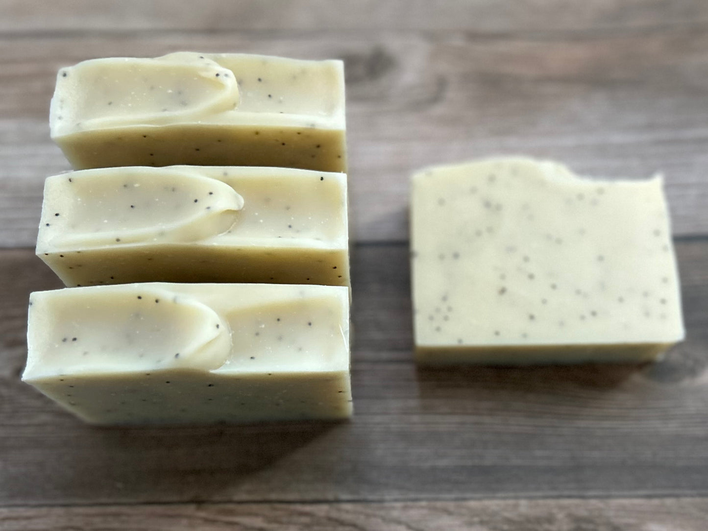 WHITE ASPEN aloe vera soap