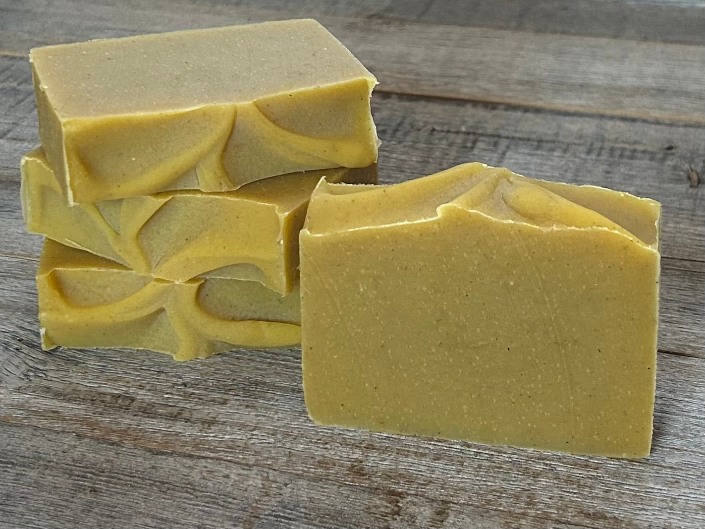 A delightful combination of organic pumpkin puree, cinnamon and clove.  The high amount of shea butter creates a luxurious feel. If you are obsessed with pumpkins, this is the perfect fall season soap. Kendrick Homestead