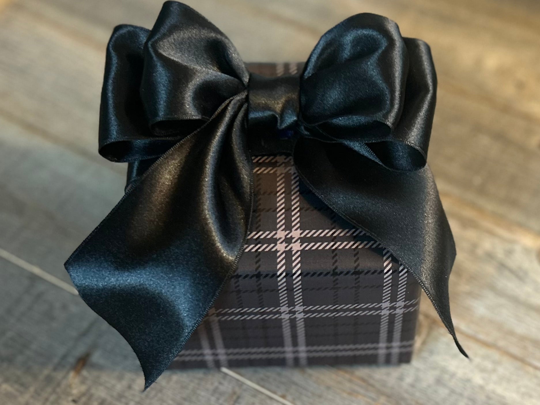 Classic Blue Plaid gift set gift wrapping