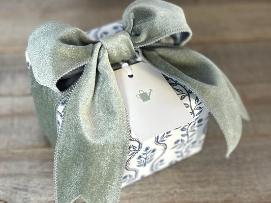 English Country Gift Wrapping, Kendrick Homestead
