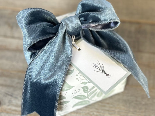 Muscari gift wrapping, Kendrick Homestead