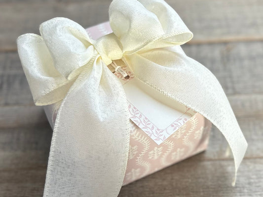 Dalia gift wrapping, Kendrick Homestead