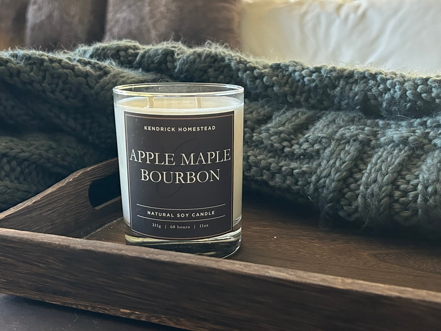 APPLE & MAPLE BOURBON soy candle