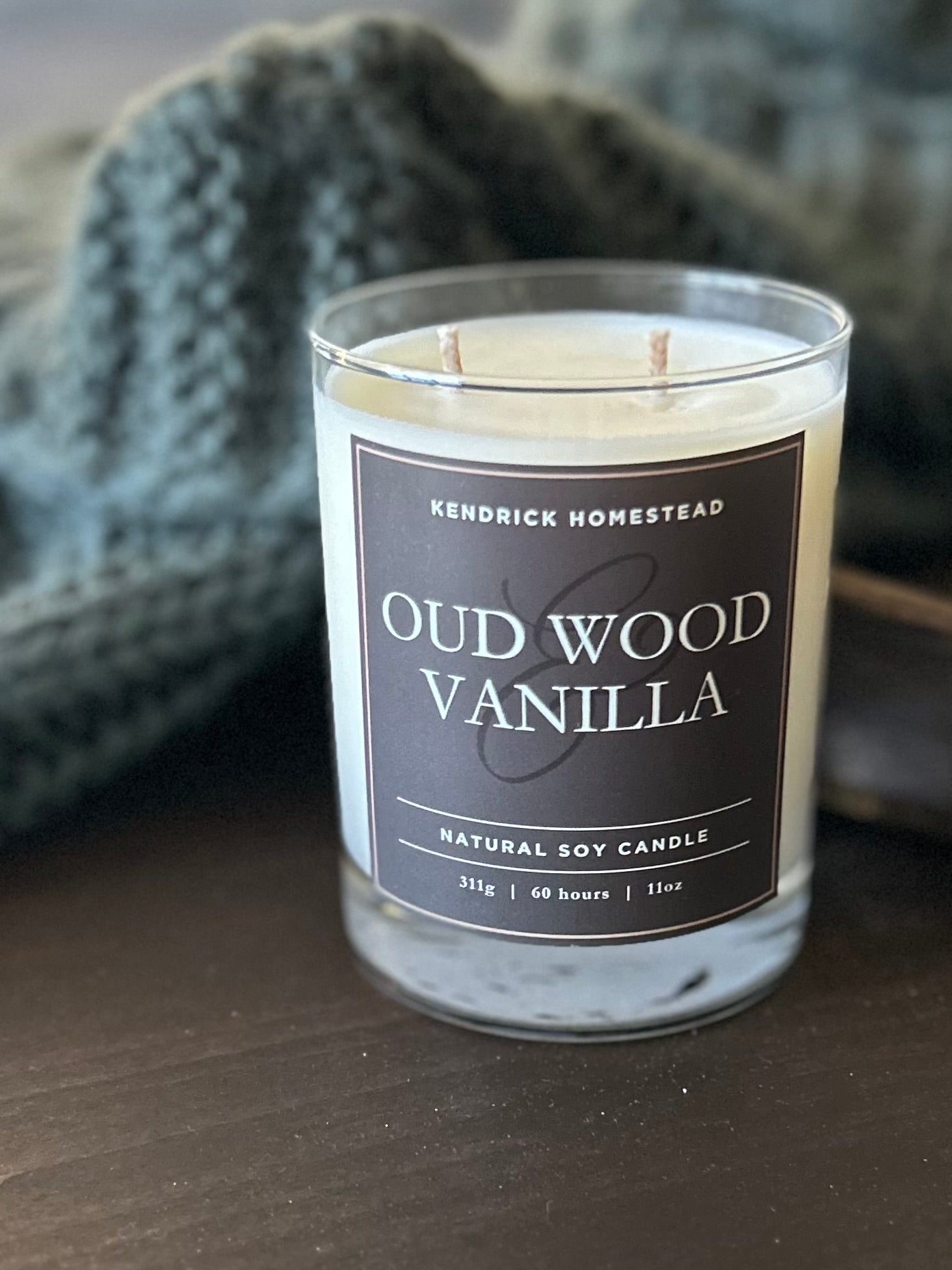 OUD WOOD & VANILLA soy candle