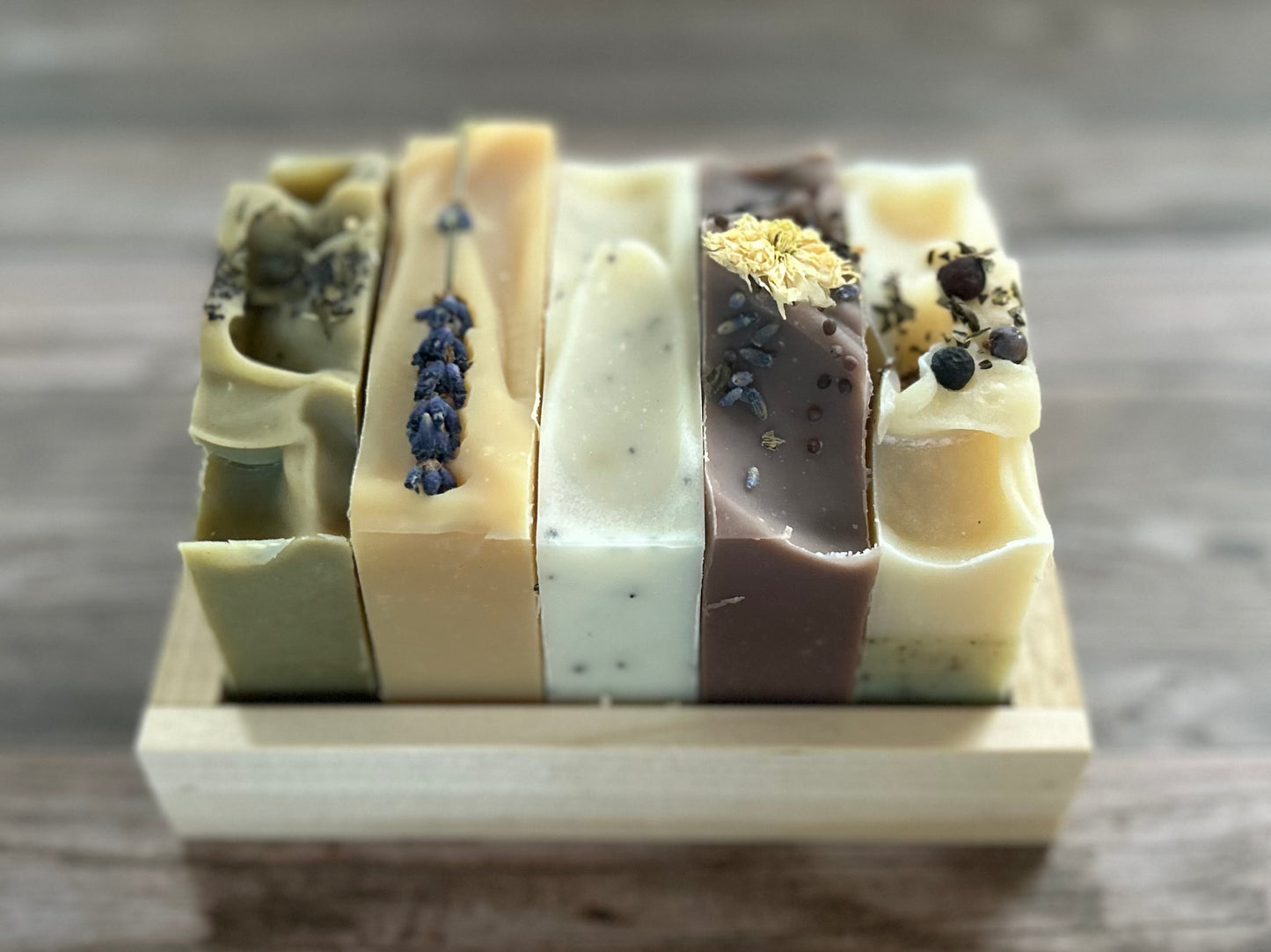 BE MERRY 5 soap bars in crate gift set