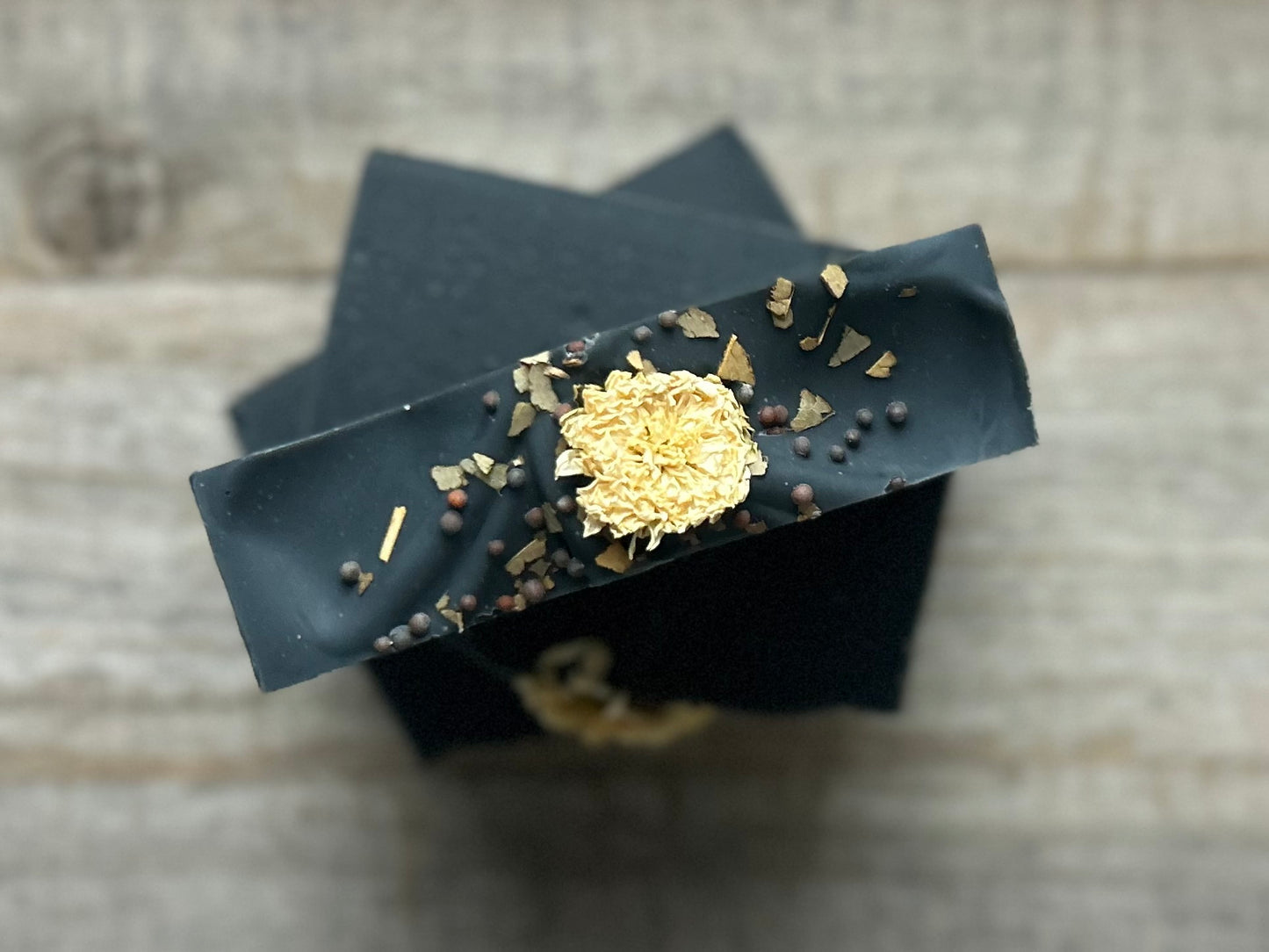 After Dark soap is made with nourishing shea butter, cocoa butter and sweet almond oil. Scented with spearmint, lime and rosemary essential oil and beautifully decorated with a white chrysanthemum, mustard seeds and eucalyptus leaves.

Needless to say, if you want a soap to impress your guests, this is a showstopper.

SCENT:


Naturally scented with spearmint, lime and rosemary essential oil.

Kendrick Homestead